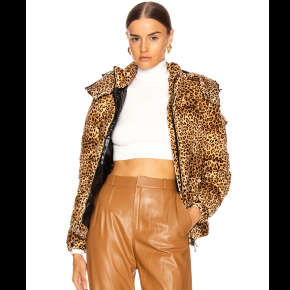 MONCLER BADY LEOPARD PRINT DOWN COAT